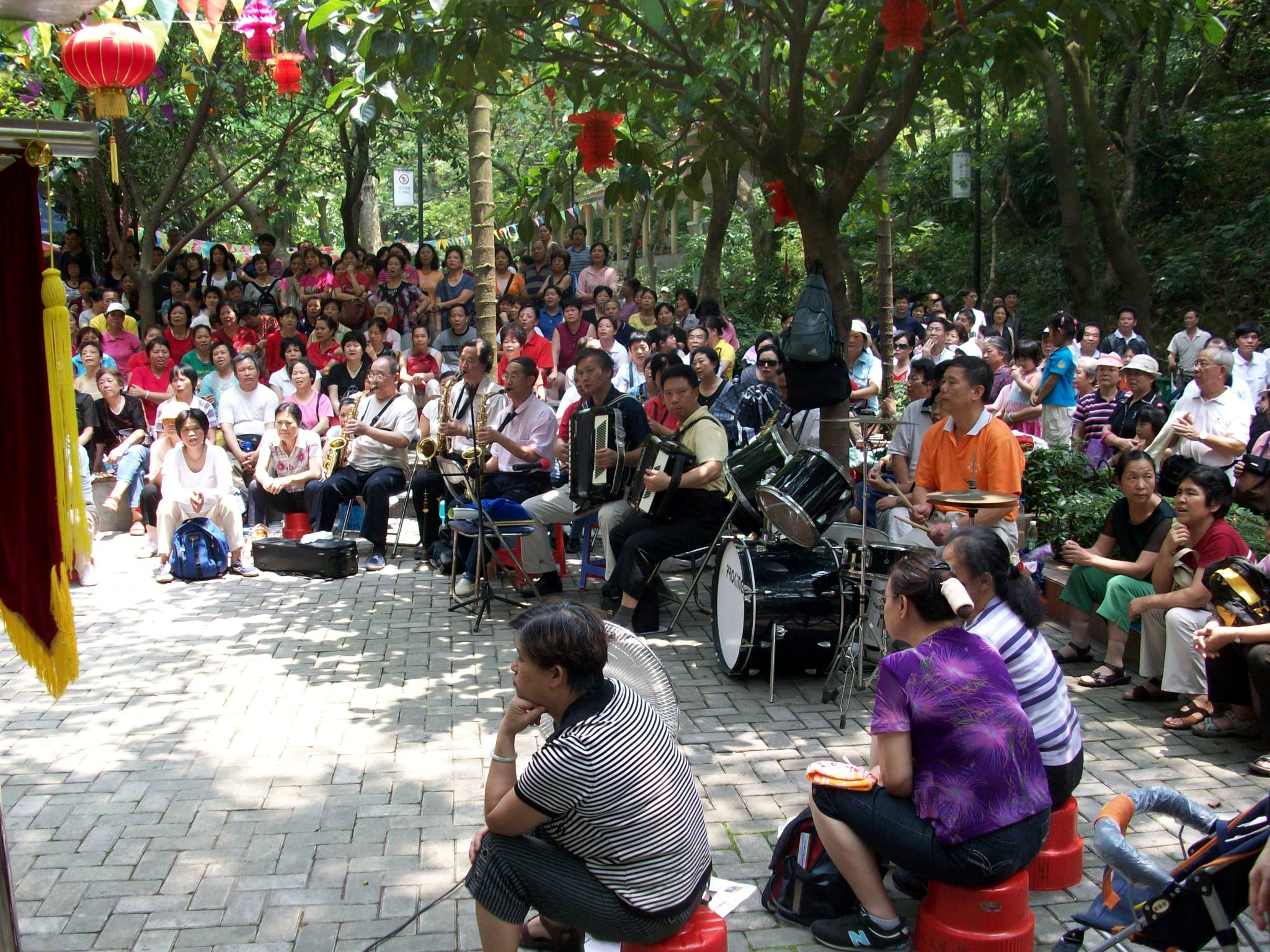 The band played and everyone in the area sang along.