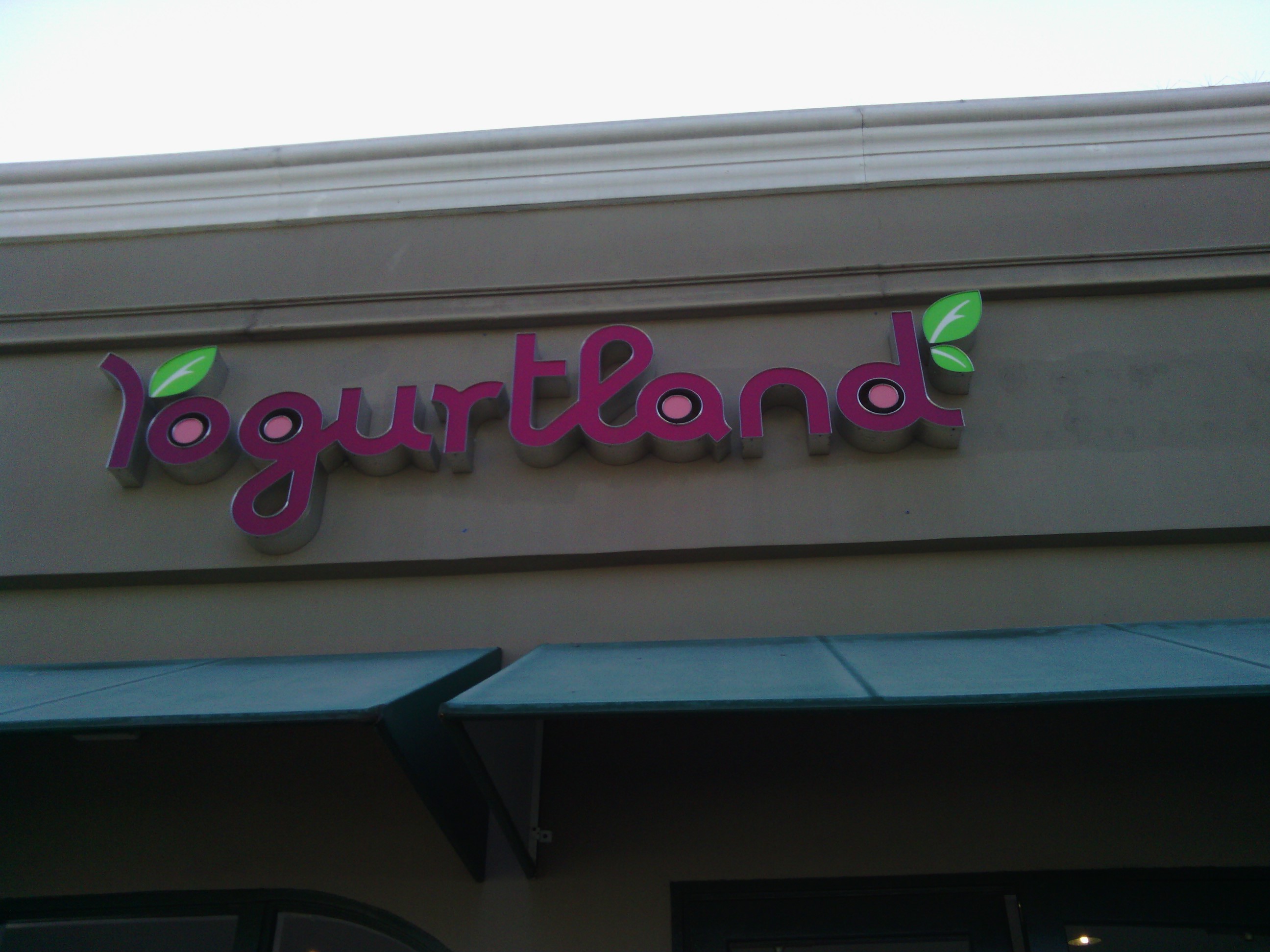 Made sure to get some yogurtland before leaving LA.