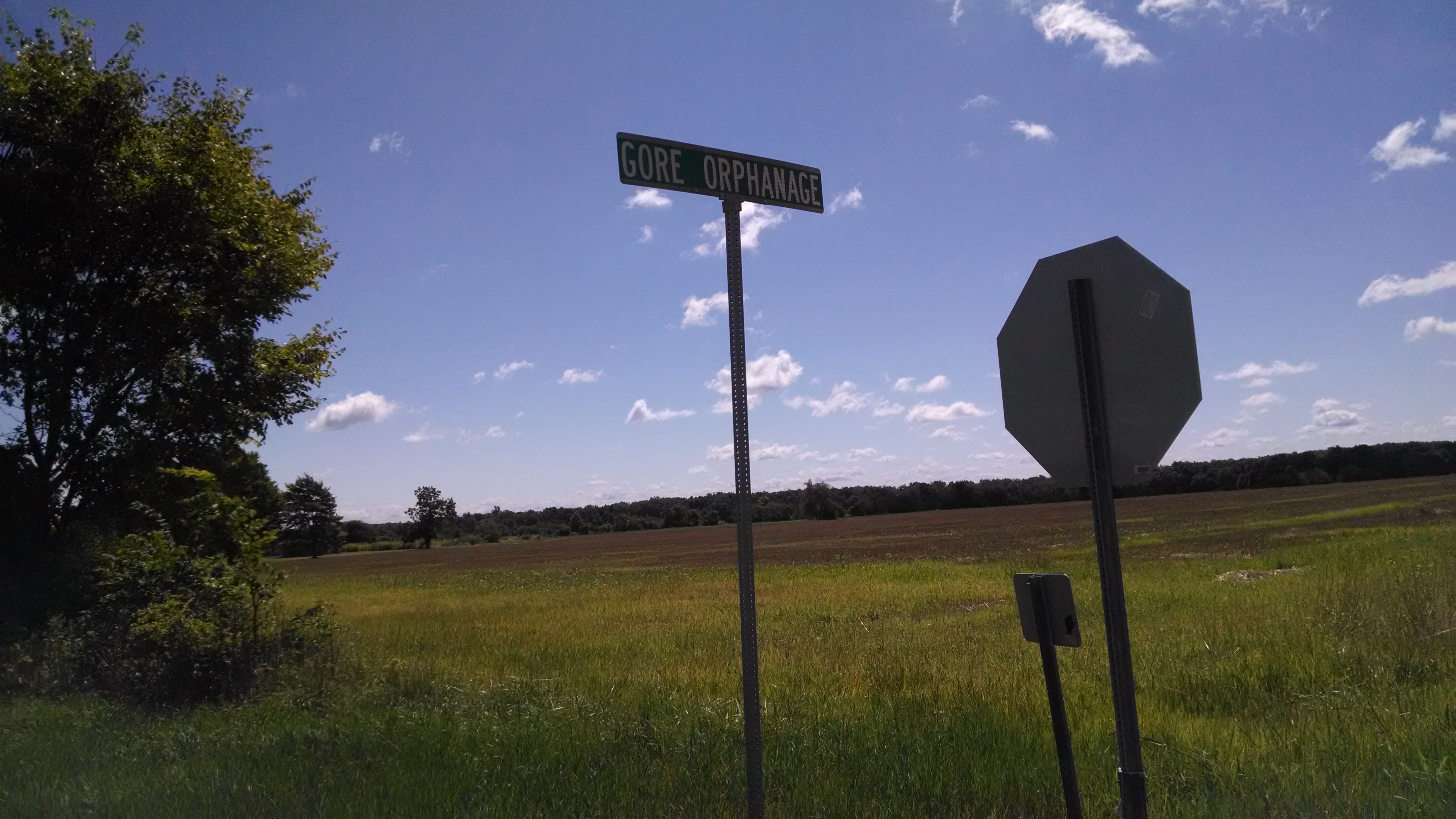Gore Orphanage road and some Ohio countryside. I wonder if that&rsquo;s the same road that&rsquo;s in Vermillion?