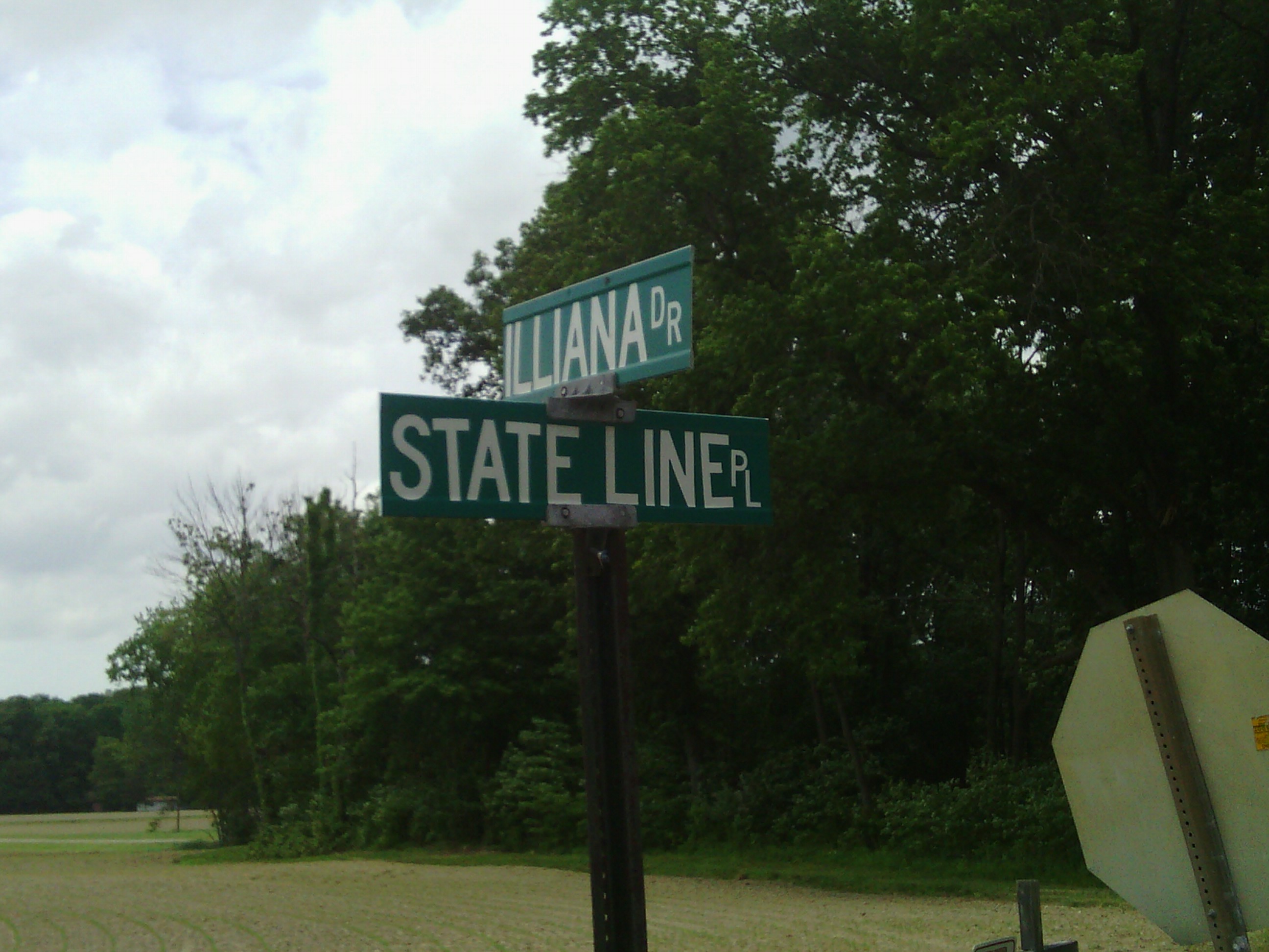 What the heck Indiana? No welcome sign?