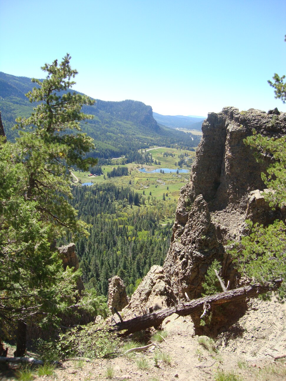 Our route to Gallup included this scenic overlook